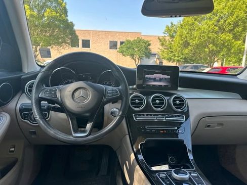 Certified 2019 Mercedes-Benz GLC 300 image 11