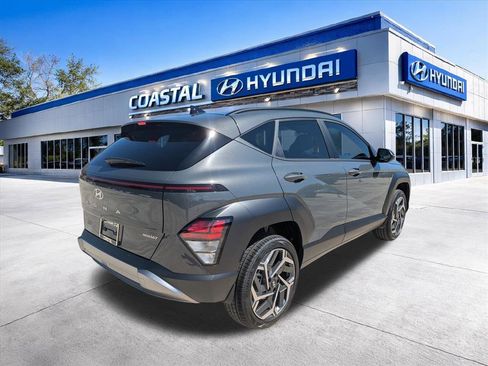 New 2026 Hyundai Kona SEL Premium image 4