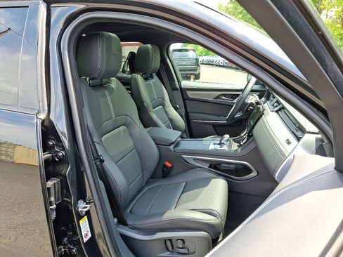 New 2026 Jaguar F-PACE R-Dynamic S image 3