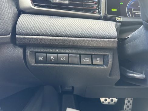 Certified 2025 Toyota Camry SE w/ Convenience Package FWD image 23