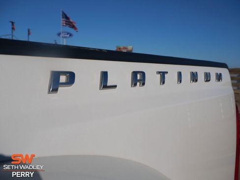 Used 2016 Ford F450 Platinum image 13