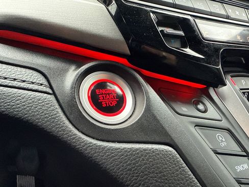 Used 2025 Honda Odyssey Sport-L image 27