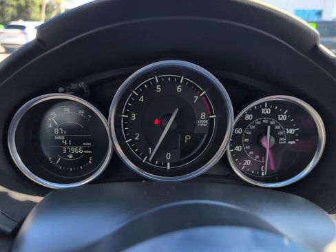 Used 2018 MAZDA MX-5 Miata Grand Touring image 12