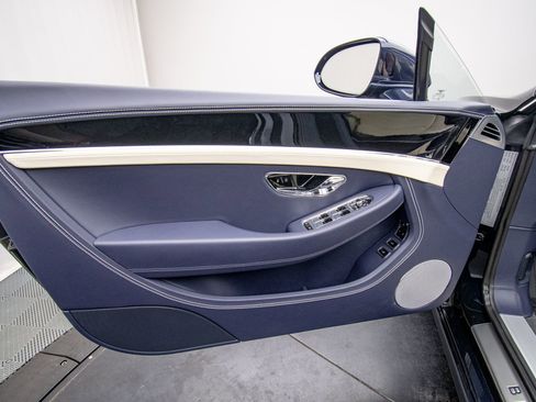 New 2026 Bentley Continental GTC AWD/4WD image 37