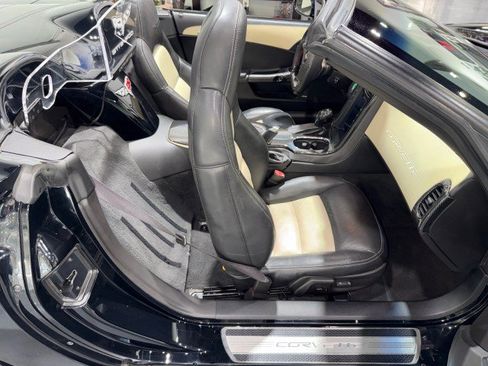 Used 2008 Chevrolet Corvette Convertible w/ Preferred Equipment Group RWD image 69