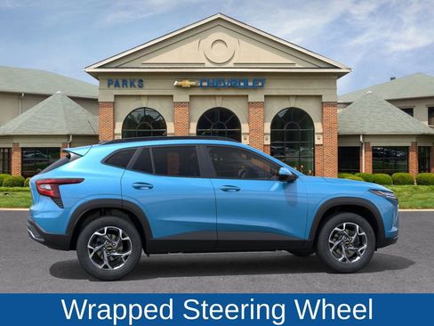 New 2026 Chevrolet Trax LT image 6