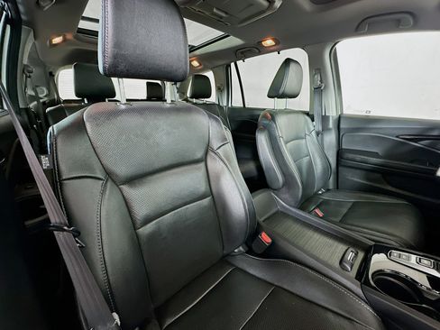 Used 2017 Honda Pilot Elite image 30