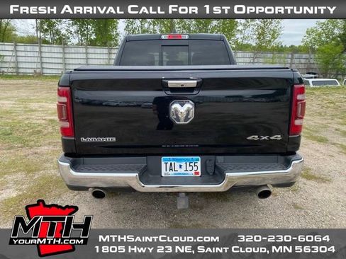 Used 2019 RAM 1500 Laramie AWD/4WD image 7