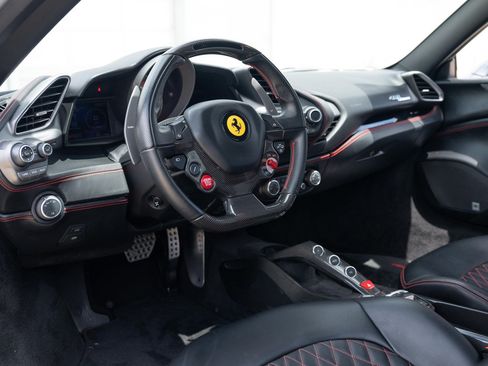 Used 2017 Ferrari 488 Spider RWD image 29