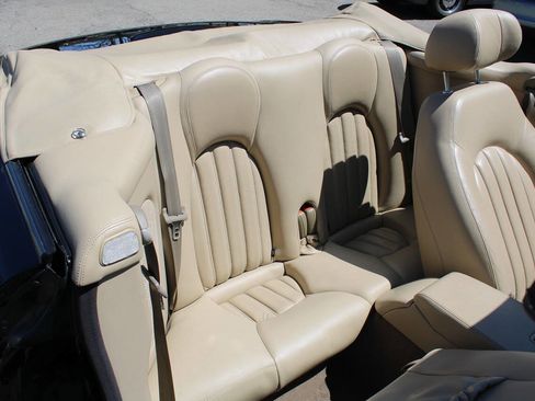 Used 2004 Jaguar XK8 Convertible image 34