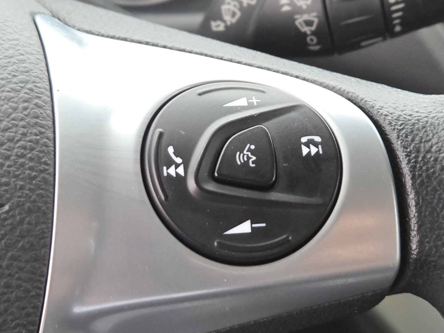 Used 2016 Ford Escape SE AWD/4WD image 31