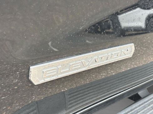 Used 2022 GMC Sierra 1500 Elevation w/ Elevation Premium Package image 12