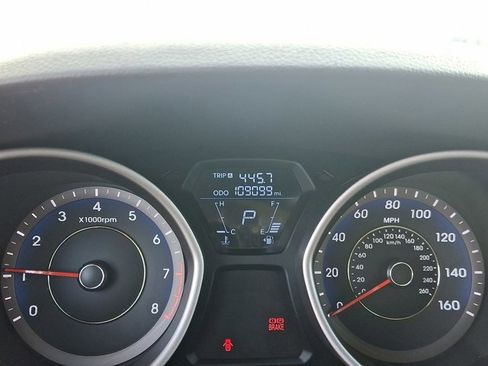 Used 2012 Hyundai Elantra GLS w/ Preferred Pkg 3 image 18