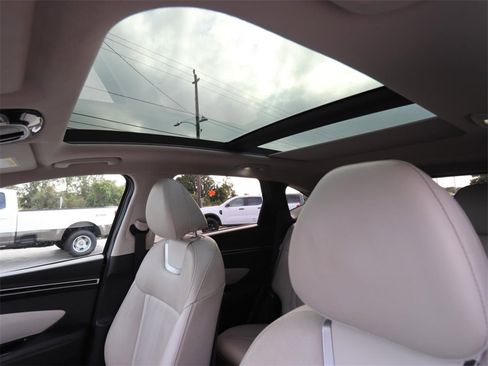 Used 2024 Hyundai Tucson Limited image 4