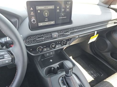 New 2027 Honda HR-V Sport image 29