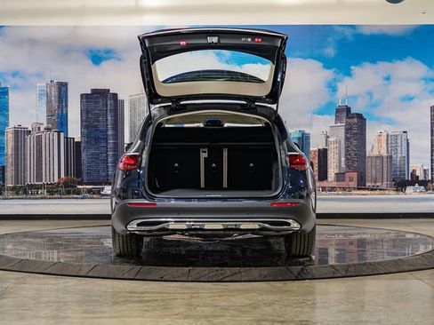 New 2026 Mercedes-Benz E 450 4MATIC All-Terrain Wagon image 12