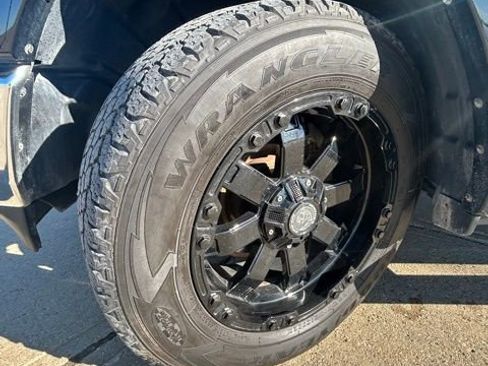 Used 2019 RAM 1500 Laramie image 21