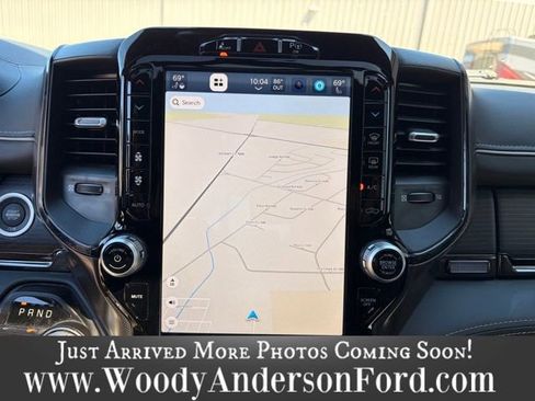 Used 2023 RAM 1500 Limited AWD/4WD image 11