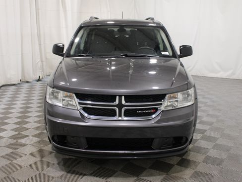 Used 2020 Dodge Journey SE FWD image 32