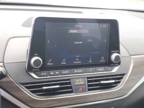 Used 2023 Nissan Altima 2.5 SV image 24