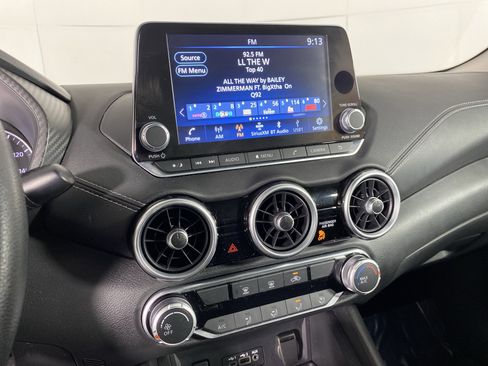 Used 2024 Nissan Sentra SV image 35