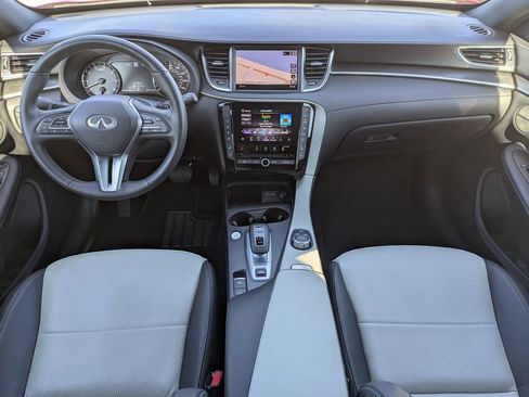 Certified 2025 INFINITI QX55 Essential image 15