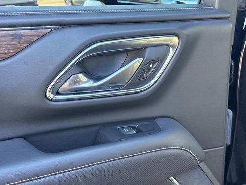 Certified 2024 Chevrolet Suburban Premier image 16