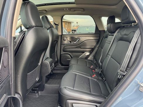 New 2025 Lincoln Corsair AWD w/ Equipment Group 101A image 10