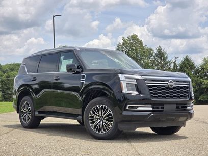 New 2025 Nissan Armada SL w/ Captain's Chari Seat Package