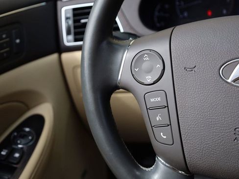 Used 2010 Hyundai Genesis 4.6 image 33