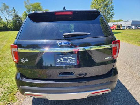 Used 2016 Ford Explorer XLT w/ Equipment Group 202A AWD/4WD image 7