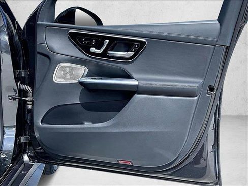Used 2026 Mercedes-Benz GLC 300 image 19