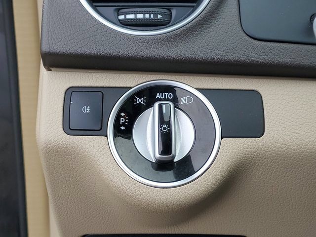 Used 2015 Mercedes-Benz C 250 Coupe image 17