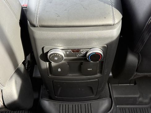 Used 2023 Ford Explorer XLT w/ Equipment Group 202A image 18