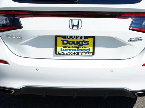 Used 2022 Honda Civic Sport Touring image 9