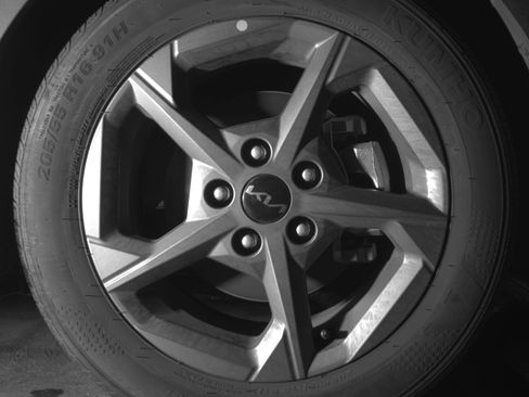 Used 2025 Kia K4 LXS image 13