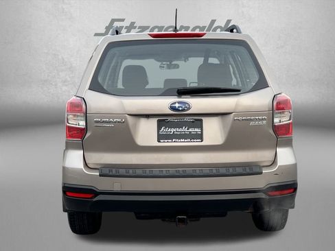 Used 2015 Subaru Forester 2.5i w/ Alloy Wheel Package image 6