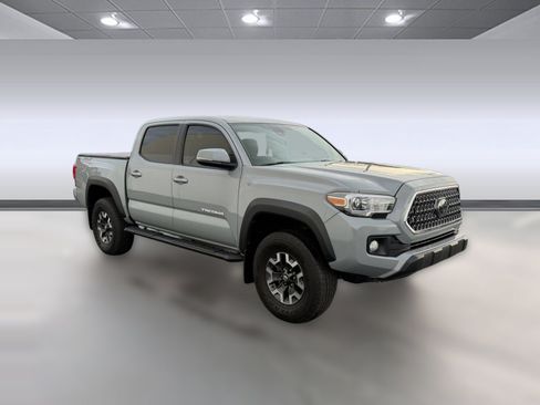 Used 2019 Toyota Tacoma TRD Off-Road RWD image 7