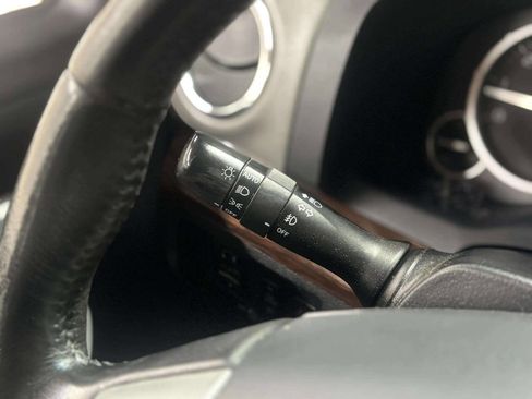 Used 2014 Toyota Tundra Limited w/ Limited Premium Package image 31