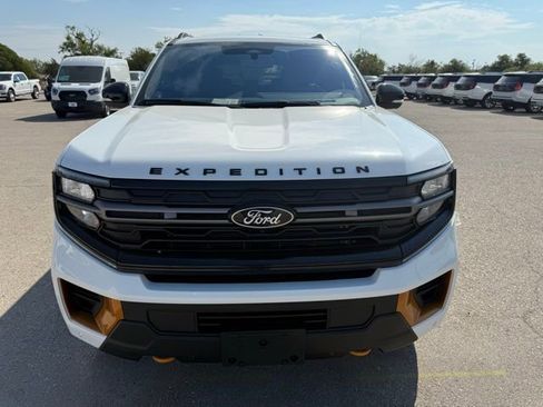 New 2025 Ford Expedition Tremor image 2