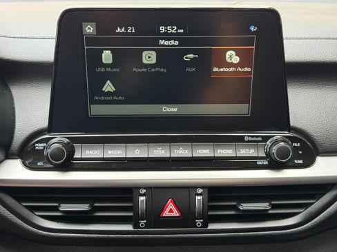 Used 2021 Kia Forte LXS FWD image 22