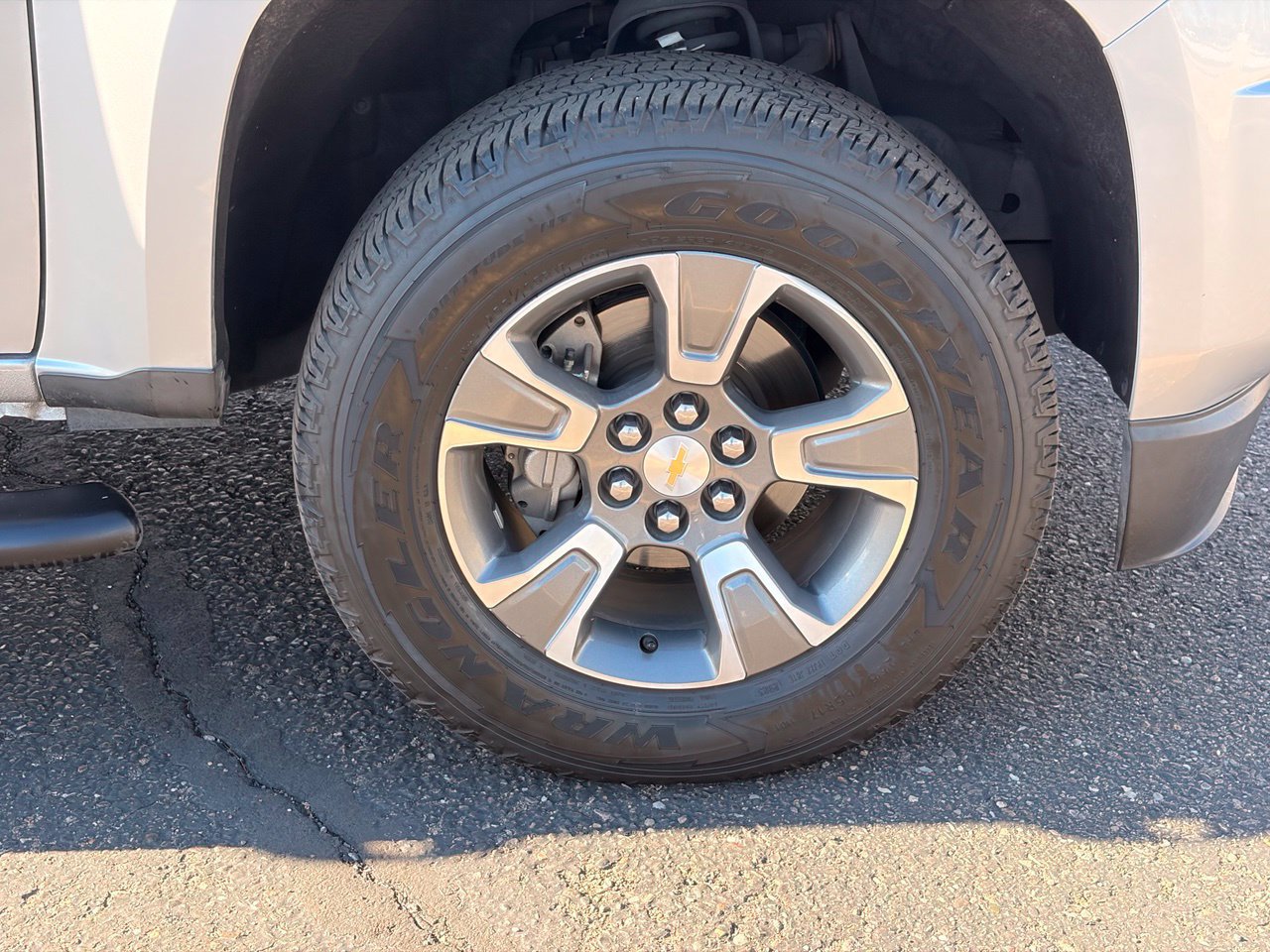 Used 2017 Chevrolet Colorado Z71 RWD image 11