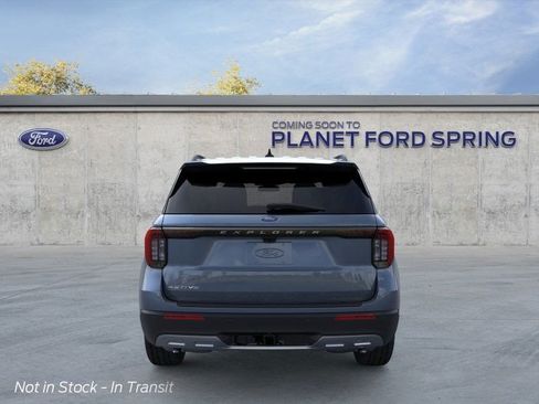 New 2026 Ford Explorer Active RWD image 5