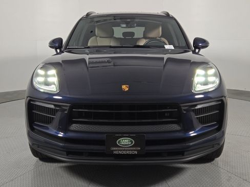 Used 2022 Porsche Macan S image 8