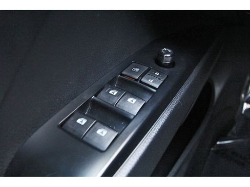 Used 2020 Toyota Camry SE image 20