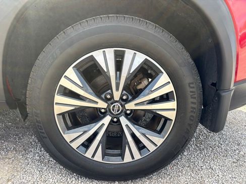 Used 2021 Nissan Rogue SV AWD/4WD image 21