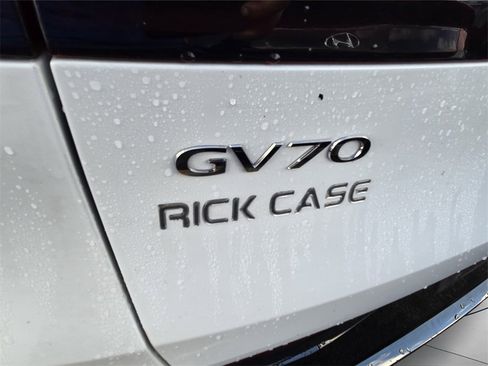 Used 2026 Genesis GV70 3.5T Sport Prestige image 7