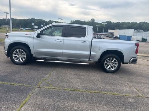 Used 2021 Chevrolet Silverado 1500 LTZ AWD/4WD image 5