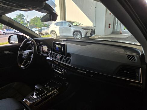 Used 2019 Audi Q5 2.0T Premium Plus w/ Premium Plus Package AWD/4WD image 31