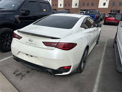 Used 2022 INFINITI Q60 Red Sport 400 w/ Carbon Fiber Package image 4